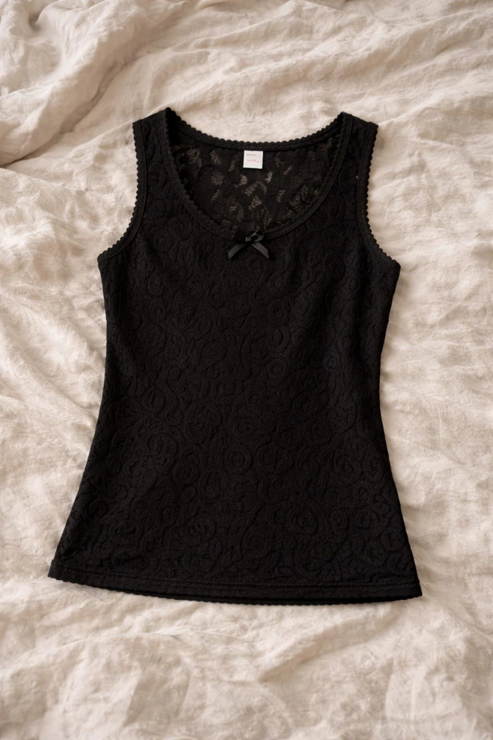 Camiseta de encaje negra talla S